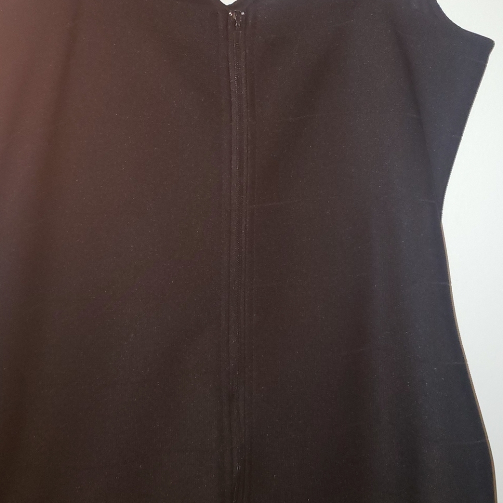 Black Ribbed Bodycon Dress - Picture 6 of 7